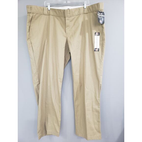 NEW Dickies Khaki‎ 774 Work Pants Low Rise Straight Leg 24R -00098 khaki beige - Picture 1 of 5